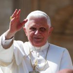 Benedykt XVI kontra złoty cielec wynaturzonej wolności